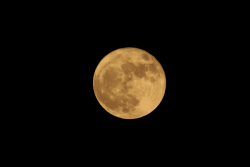 "Super lune” de novembre 2025 : un spectacle céleste observable depuis la Martinique