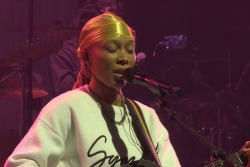 À la Cigale, Lycinaïs Jean en met "plein les yeux" et "plein les oreilles"