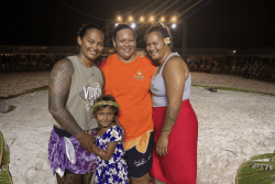 Makeva Festival : des femmes à l’honneur dans le lever de pierre