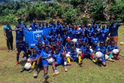 Le Racing du Nord reprend ses activités grâce au don d'équipements de l’AJ Auxerre