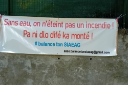 Incendie à la marina de Saint-François : l’association "Balance ton SIAEAG" dénonce une coupure d’eau qui a ralenti les pompiers