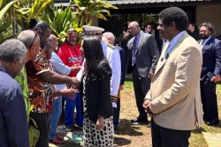 EN IMAGES. La ministre des Outre-mer Naïma Moutchou entame une visite décisive en Nouvelle-Calédonie