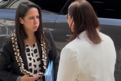 DIRECT. Une consultation sur l'accord de Bougival en février "avant la modification constitutionnelle", suivez l'interview de Naïma Moutchou