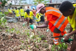 Une opération de nettoyage organisée au cimetière de M'tsapéré Mtsangani