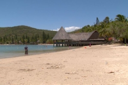 Neuf personnes interpellées, et une centaine d'autres dispersées après une bagarre générale au Kuendu beach à Nouméa