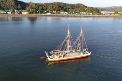 Hōkūle'a de retour à Waitangi, quarante ans après son premier voyage 