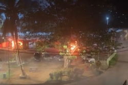 Des véhicules incendiés près du plateau sportif de Mangajou