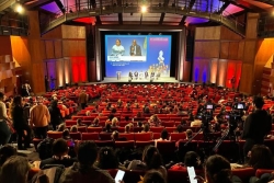 Au Congrès des maires de France, des édiles ultramarins démunis rappellent l'État à ses engagements