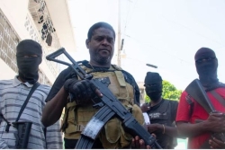 Haïti : Jimmy Cherizier "Barbecue" annonce une contre-offensive de la coalition de gangs "Viv Ansanm" contre la police qui mobilise toutes ses forces