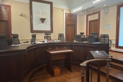 Meurtres de Dorlin aux assises : l’audition des experts révèle la violence des faits et la permanence des bandes armées de 2016 à 2023 en Guyane