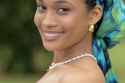 « J’aimerais représenter la jeunesse guyanaise, montrer que nous ne sommes pas bloqués », Rebecca Jean Simon participe au concours Top Model Europe