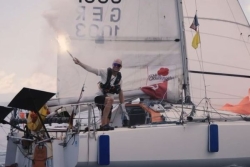 Mini Transat 2025 : l’Allemand Thiemo Huuk boucle la course en héros discret à Saint-François