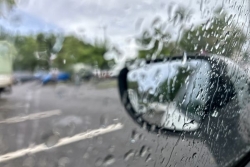 La vigilance jaune fortes pluies/orages maintenue jusqu'à samedi après-midi sur le Nord, l'Est et l'Ouest de La Réunion