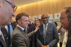 Ben Issa Ousseni en déplacement officiel à l’île Maurice aux côtés du Président de la République Emmanuel Macron.