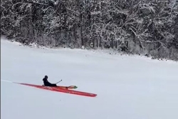 Du va'a sur la neige, Atamu Tefaatau en fait en Suisse
