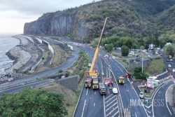 Chantier de la NRL : le démontage de l’autopont de La Possession est terminé, la circulation est rétablie