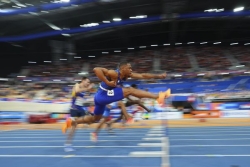 Athéltisme : Le hurdleur guadeloupéen Wilhem Belocian rejoint le groupe de Ladji Doucouré