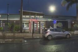 Saint-André : trois policiers menacés par un individu armé d'un couteau lors d'une intervention pour un différend familial