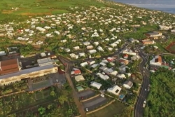 La hausse de la taxe foncière inquiète les propriétaires à La Réunion 