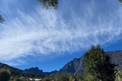 La Réunion : un matin radieux, des averses sur les hauts cet après-midi et 30 °C vers Saint-Gilles