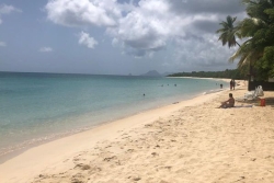 Baignade temporairement interdite sur plusieurs plages de Sainte-Anne jusqu'à nouvel ordre 