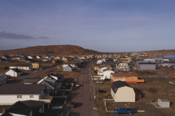 Le déplacement du village de Miquelon raconté dans le podcast "L’eau, notre bien commun"