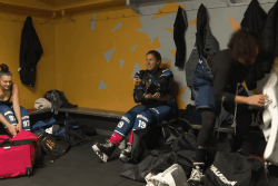 VIDEO. “C'est un investissement important, surtout quand on débute" : à Saint-Pierre-et-Miquelon, le prix des équipements sportifs pèse sur les athlètes