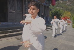 Arts Martiaux : aux Monts Wudang, le jeune Réunionnais Elissam Lauret vit une immersion hors du commun en Chine