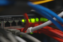 Internet sans abonnement téléphonique : la nouvelle offre de l'OPT expliquée