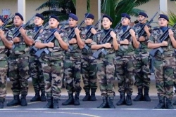 Comment les familles polynésiennes accueillent-elles le service militaire volontaire ?