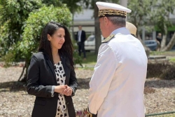 Naïma Moutchou plaide pour une "nouvelle version" de Bougival dans Le Monde