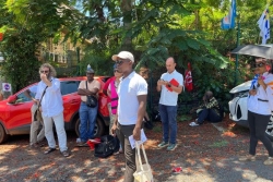 Salaires impayés, insécurité...L’intersyndicale et les enseignants mobilisés devant le rectorat