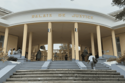 "Je n'ai jamais tenu rancune" : au premier jour du procès pour harcèlement présumé au CHCBE, les prévenus nient les accusations