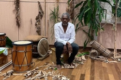 Thèse en art théâtral de Gilbert Laumord : quand le Léwoz nourrit l’écriture scénique