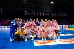 Mondial de handball : sans la Guadeloupéenne Méline Nocandy, blessée, les Bleues débutent leur tour principal sereines