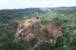Guyane : explosion des sites d’orpaillage illégal avec la flambée du prix de l’or