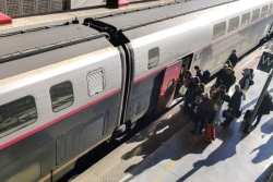 Dans l'Hexagone, une Polynésienne interpellée pour avoir violenté son fils dans un train