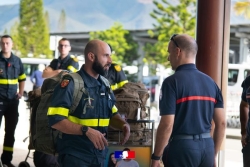 Arrivée de renforts pour lutter contre le feu