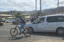Un collégien agressé à coup de ciseaux devant le lycée des Lumières à Kawéni, l'établissement confiné pendant une heure 