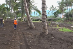 Travaux de curage de la Ravine Bernica, à Saint-Paul, avant la saison cyclonique
