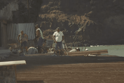 A Ua Huka, le quai de Vaipaee se refait beauté, pour la route jusqu'à Hane ce sera plus tard