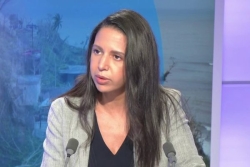 "Je ne peux pas laisser dire que rien n'a été fait par l'Etat", défend Naïma Moutchou, un an après le cyclone Chido