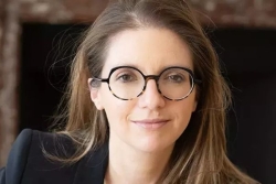 Aurore Bergé, la ministre de l'Égalité et de la Lutte contre les discriminations, sera à Mayotte dimanche et lundi prochain