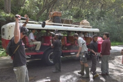 Au Maïdo, un "car courant d'air" revit le temps du tournage d'un film sur la vie d'Osmann Mooland