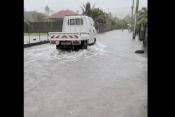 Fortes pluies dans le sud de Tahiti : des quartiers de Papeari encore inondés