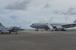 "Marquer notre présence face à des compétiteurs stratégiques" : l'armée de l'Air en démonstration de force dans le ciel réunionnais