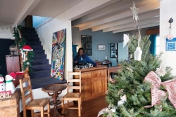 "À plus tard, plutôt qu'un adieu": le Café des Docs ferme ses portes temporairement pour mieux renaître