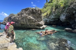 Sous les falaises de Jokin, le traditionnel weng