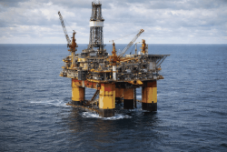 Ressources naturelles en Guyane : Jean-Victor Castor interpelle à nouveau le Gouvernement