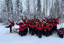 Un voyage pour oublier la maladie : des enfants ultramarins en Laponie, au pays du Père Noël
